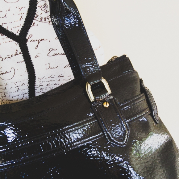 *SOLD* COLE HAAN Chic Black Patent Leather Large Shoulder Bag - Picture 8 of 13